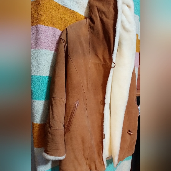 A genuine women's leather coat - Picture 4 of 7